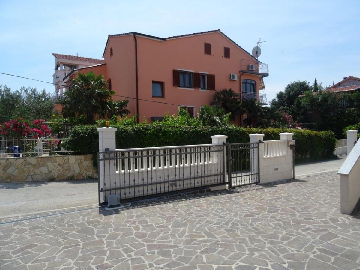 Apartments With A Parking Space Biograd Na Moru, Biograd - 860 Екстериор снимка