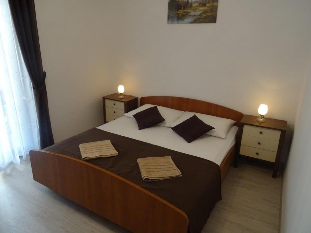 Apartments With A Parking Space Biograd Na Moru, Biograd - 860 Екстериор снимка