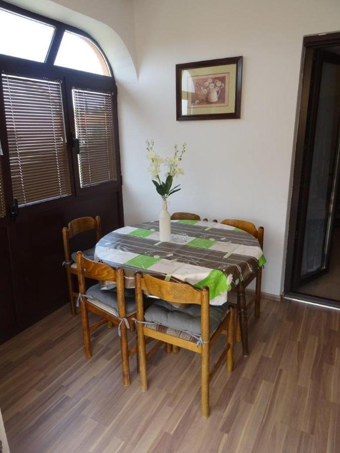 Apartments With A Parking Space Biograd Na Moru, Biograd - 860 Екстериор снимка