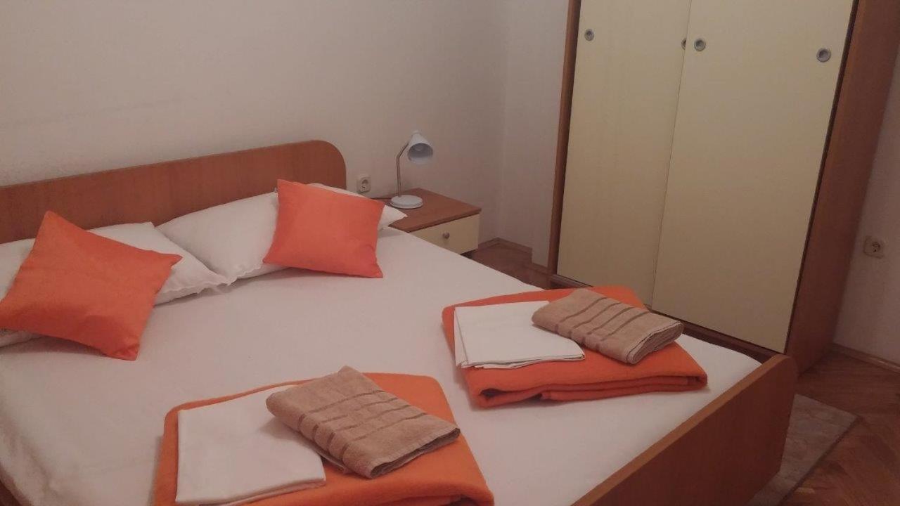 Apartments With A Parking Space Biograd Na Moru, Biograd - 860 Стая снимка
